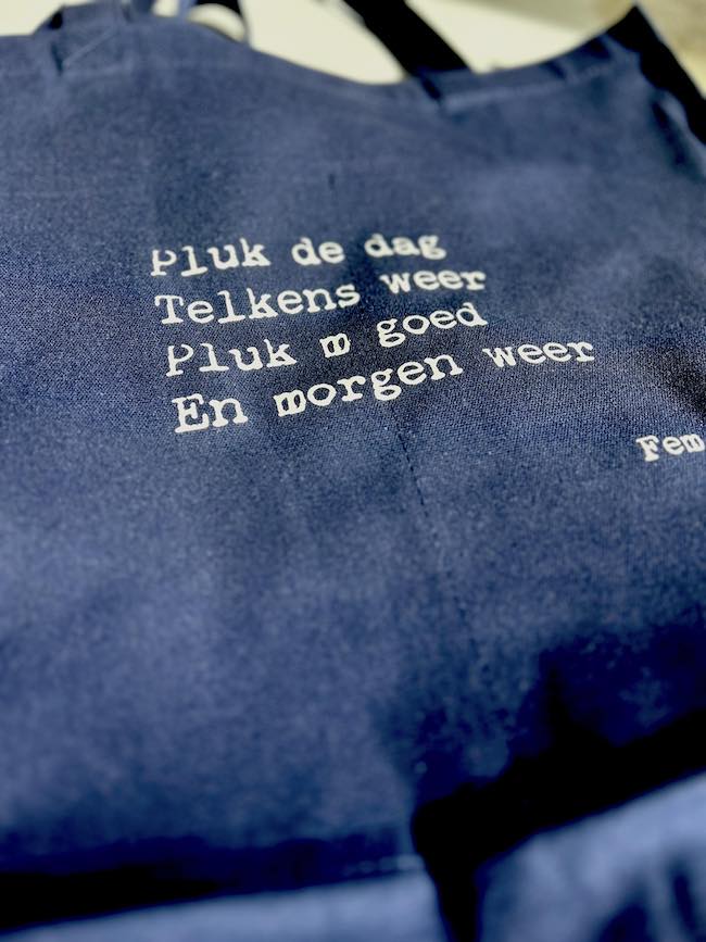 Grote tas met verschillende teksten - Afbeelding 2